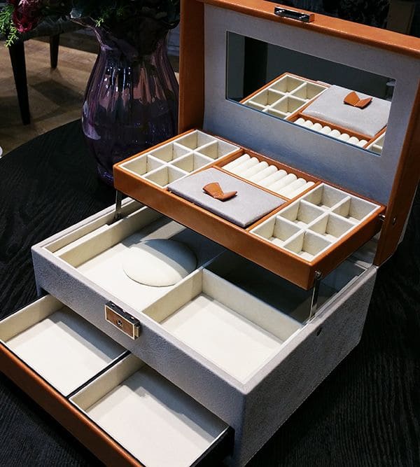 jewelry organizing box